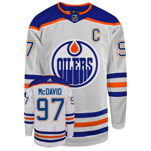 oilers away mcdavid back front